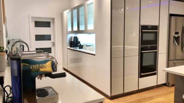 High Gloss Lacquer Handleless Light & Pearl Grey kitchen