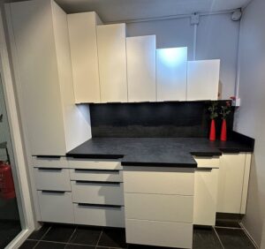 Block Kitchen