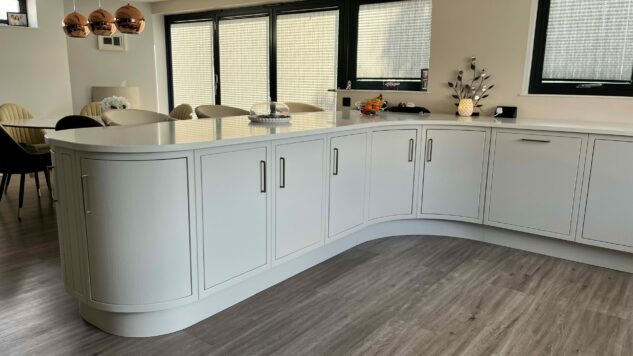 Bespoke Curved Kitchen 4