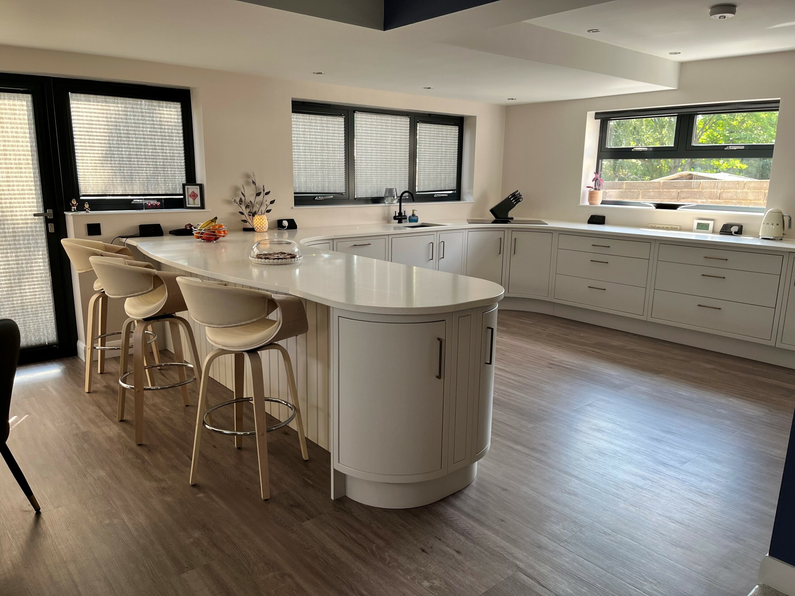 Bespoke Curved Kitchen 5